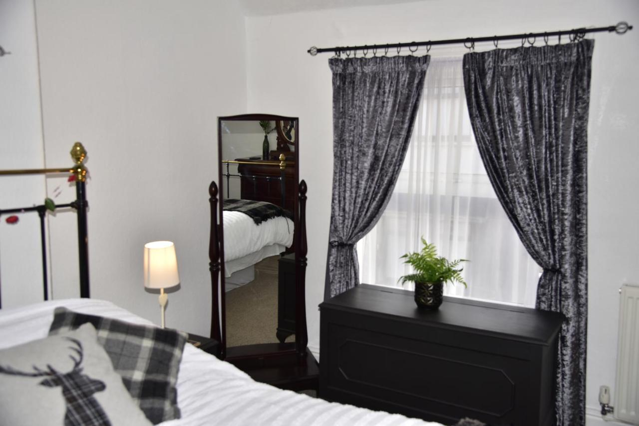 6 Bryn Terrace, Conwy Villa Bagian luar foto