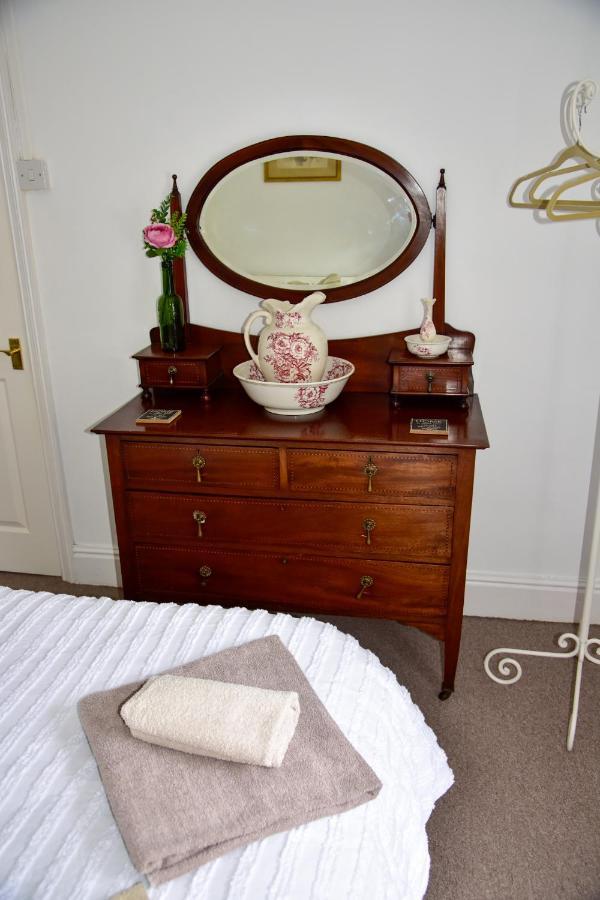 6 Bryn Terrace, Conwy Villa Bagian luar foto