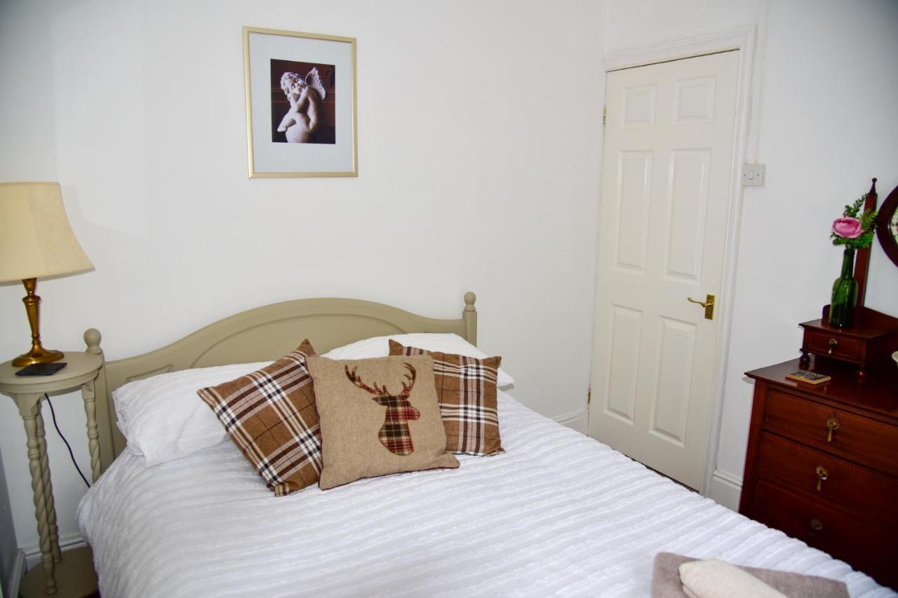 6 Bryn Terrace, Conwy Villa Bagian luar foto